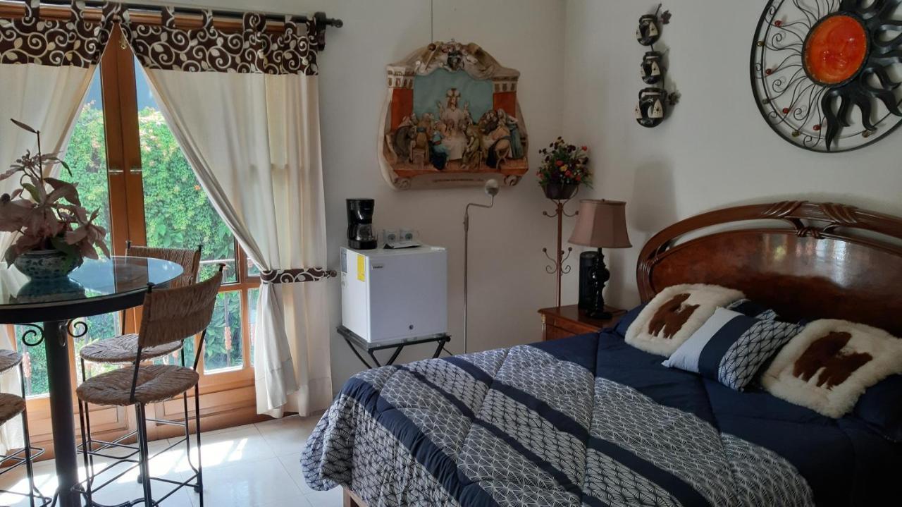 El Jardin Del Eden B&B Boutique Κουερναβάκα Εξωτερικό φωτογραφία