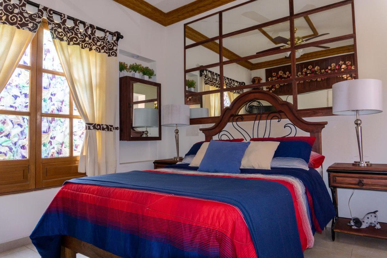 El Jardin Del Eden B&B Boutique Κουερναβάκα Εξωτερικό φωτογραφία